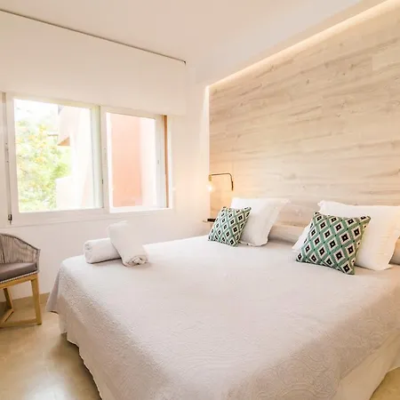Apartman Vacation L Golden Mile Oasis L Family Friendly L Next To The And Puente L 24-7 Security Marbella