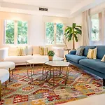 Golden Mile Oasis: Beachfront Family Haven At Puente