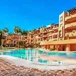 Vacation L Golden Mile Oasis L Family Friendly L Next To The And Puente L 24-7 Security Apartman *