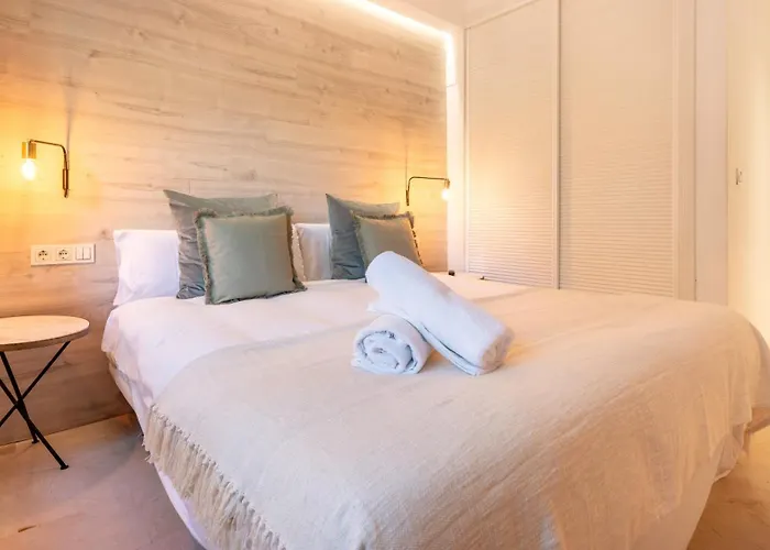 Apartamento Vacation L Golden Mile Oasis L Family Friendly L Next To The And Puente L 24-7 Security Marbella