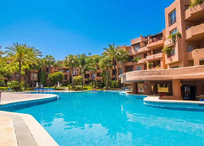 アパート Vacation L Golden Mile Oasis L Family Friendly L Next To The And Puente L 24-7 Security マルベーリャ